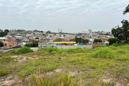 Terreno à venda em Vila Anchieta, Poá, SP