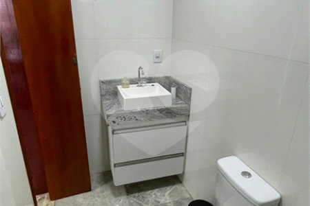 Sobrado à venda com 4 quartos, sendo 2 suítes,  em Mogi Moderno, Mogi das Cruzes, SP