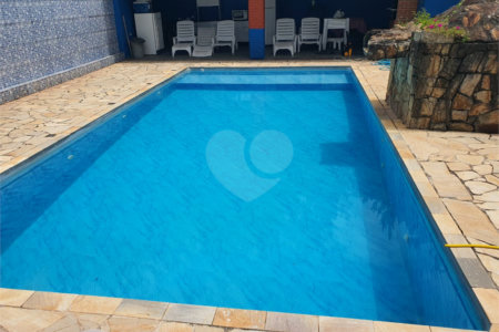 Chácara à venda com 4 quartos, sendo 1 suíte, no Centro, Santa Isabel, SP