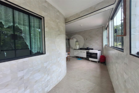 Casa à venda com 2 quartos, sendo 1 suíte, em Jardim Portal do Itavuvu, Sorocaba, SP