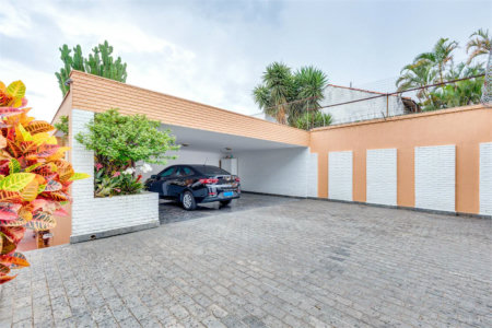 Casa à venda com 4 quartos, sendo 1 suíte,  em Brooklin Paulista, São Paulo, SP