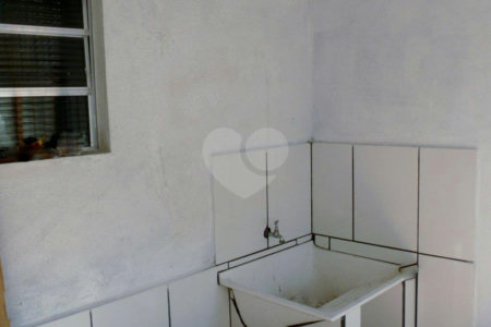 Casa à venda com 2 quartos no condomínio Parqu Domingos Luís,152, São Paulo - SP
