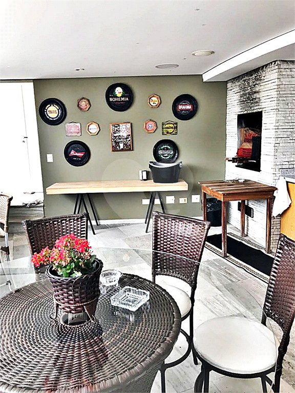 Casa à venda com 4 suítes no condomínio Residencial Jd. Ibiratiba, São Paulo - SP