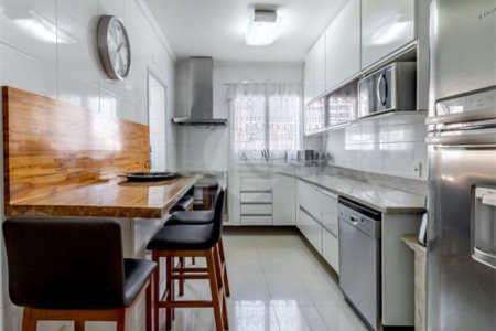 Apartamento à venda com 3 suítes em Perdizes, São Paulo, SP