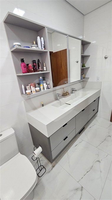Casa à venda com 4 suítes no condomínio Residencial Helvetia Park, Indaiatuba - SP