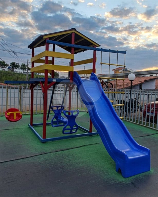 Apartamento à venda com 2 quartos em Jardim Mirante dos Ovnis, Votorantim, SP