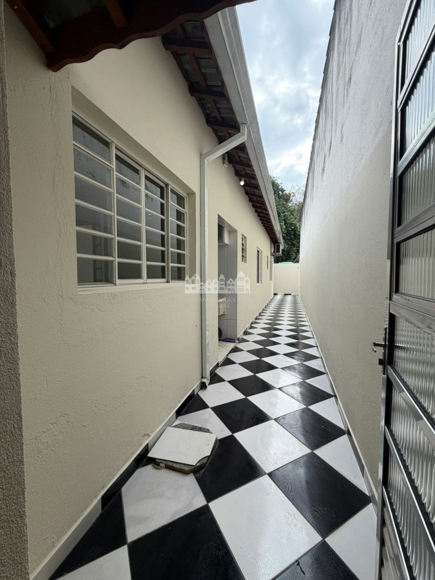 Casa para alugar com 2 quartos, sendo 1 suíte, em Ponte, Atibaia, SP