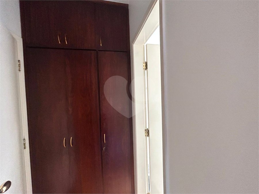Apartamento à venda com 4 quartos, sendo 2 suítes, em Pinheiros, São Paulo, SP