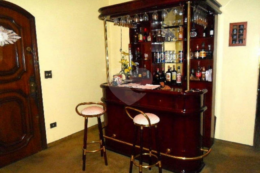 Sobrado à venda com 4 quartos, sendo 2 suítes, em Jardim Leonor Mendes de Barros, São Paulo, SP