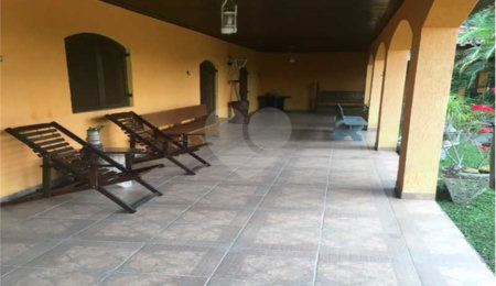 Sítio à venda com 5 quartos, sendo 4 suítes,  em Cocuera, Mogi das Cruzes, SP