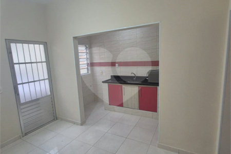 Casa à venda com 2 quartos, sendo 1 suíte,  em Vila Maricy, Guarulhos, SP