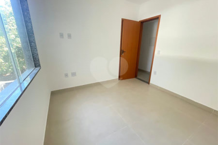 Apartamento à venda com 2 quartos, sendo 1 suíte, em Fluminense, São Pedro da Aldeia, RJ