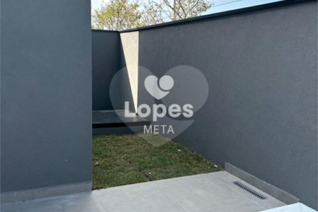 Casa à venda com 3 quartos, sendo 1 suíte,  no condomínio Terras do Vale, Caçapava - SP