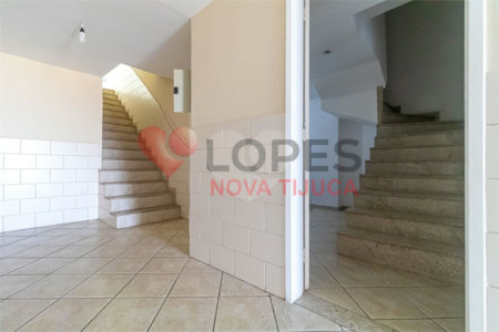 Casa de Vila à venda com 3 quartos, sendo 1 suíte, em Freguesia (jacarepaguá), Rio de Janeiro, RJ