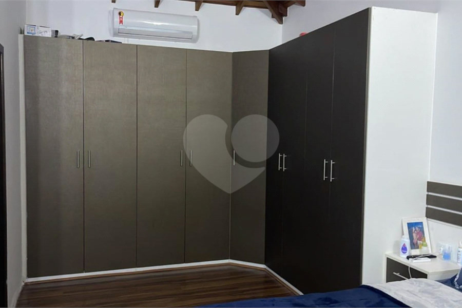 Casa à venda com 3 quartos, sendo 2 suítes, no condomínio : Conjunto Residencial Itaguaçu, São Paulo - SP