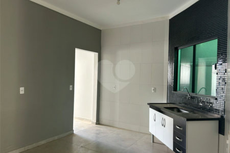 Casa à venda com 2 quartos, sendo 1 suíte, em Vila Santana, Itapetininga, SP