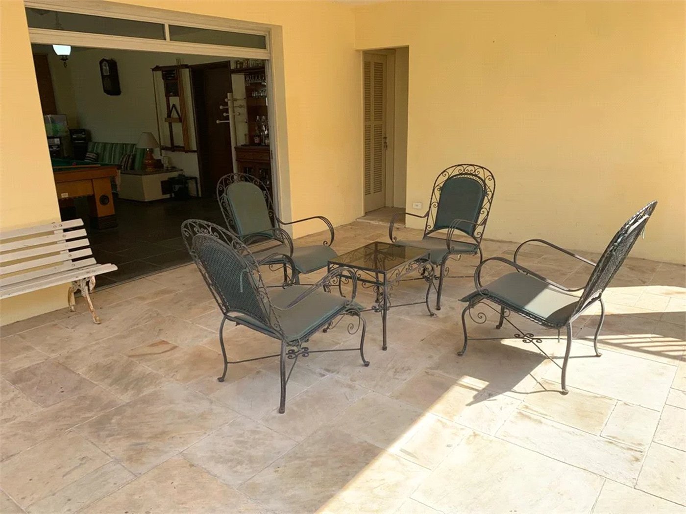 Casa à venda com 4 quartos, sendo 2 suítes, em Vila São Francisco, São Paulo, SP