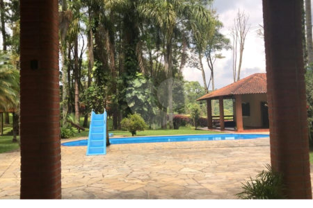 Chácara à venda com 5 quartos, sendo 2 suítes, em Taiaçupeba, Mogi das Cruzes, SP