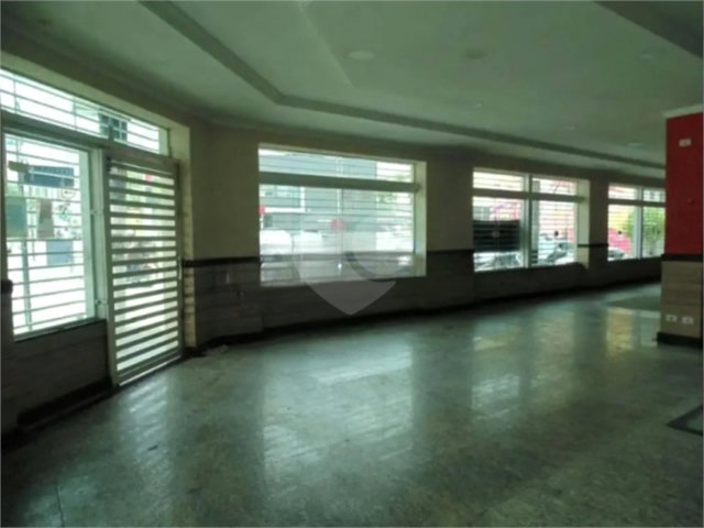 Prédio à venda em Santana, São Paulo, SP