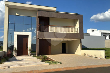 Casa à venda com 3 suítes no condomínio Jardim Residencial Dona Maria José, Indaiatuba - SP