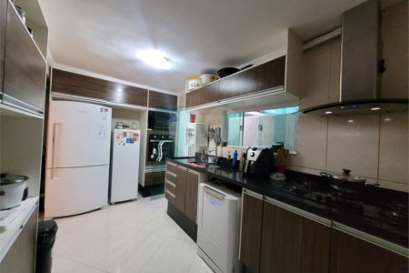 Casa à venda com 3 quartos, sendo 1 suíte, em Campo Grande, Rio de Janeiro, RJ