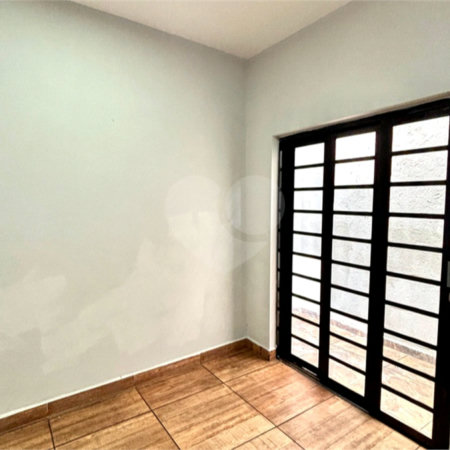 Casa à venda com 3 quartos, sendo 1 suíte, em Jardim Tropical, Sorocaba, SP