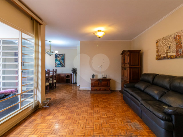 Casa Térrea à venda com 3 quartos, sendo 1 suíte,  em Santo Amaro, São Paulo, SP