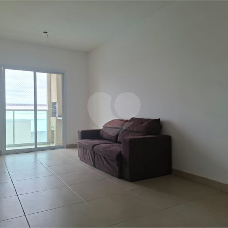 Apartamento à venda ou para alugar com 3 quartos, sendo 1 suíte, em Vila Macia, Itapetininga, SP