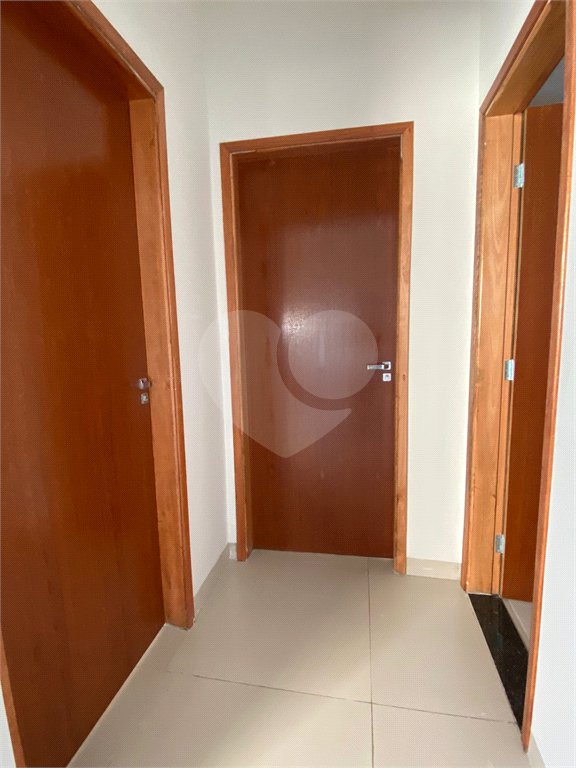 Casa à venda com 2 quartos, sendo 1 suíte,  em Ipê, Três Lagoas, MS