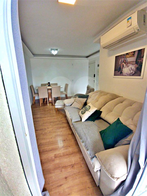 Apartamento à venda com 3 quartos, sendo 1 suíte,  em Jardim Caravelas, São Paulo, SP