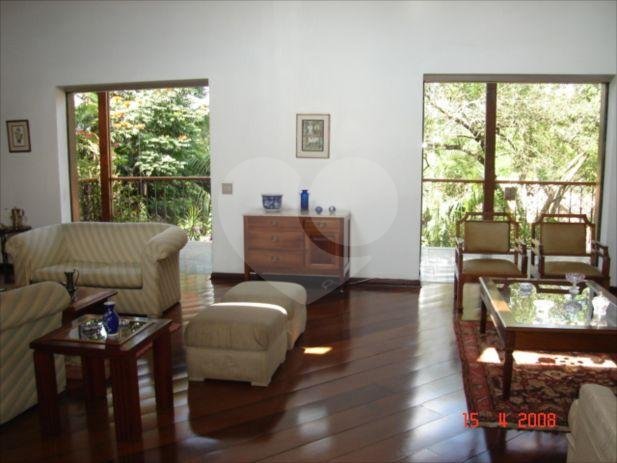 Casa Térrea à venda com 4 quartos, sendo 2 suítes, em Vila Tramontano, São Paulo, SP
