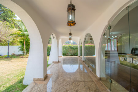 Casa Térrea à venda com 5 quartos, sendo 2 suítes, em Jardim Marajoara, São Paulo, SP