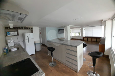 Apartamento à venda com 2 quartos em Granja Julieta, São Paulo, SP