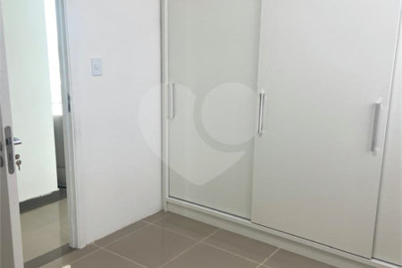 Cobertura à venda com 3 quartos, sendo 1 suíte,  em Parque das Nações, Santo André, SP