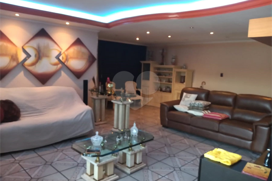 Casa à venda com 4 quartos, sendo 1 suíte, em Vila Maria, São Paulo, SP