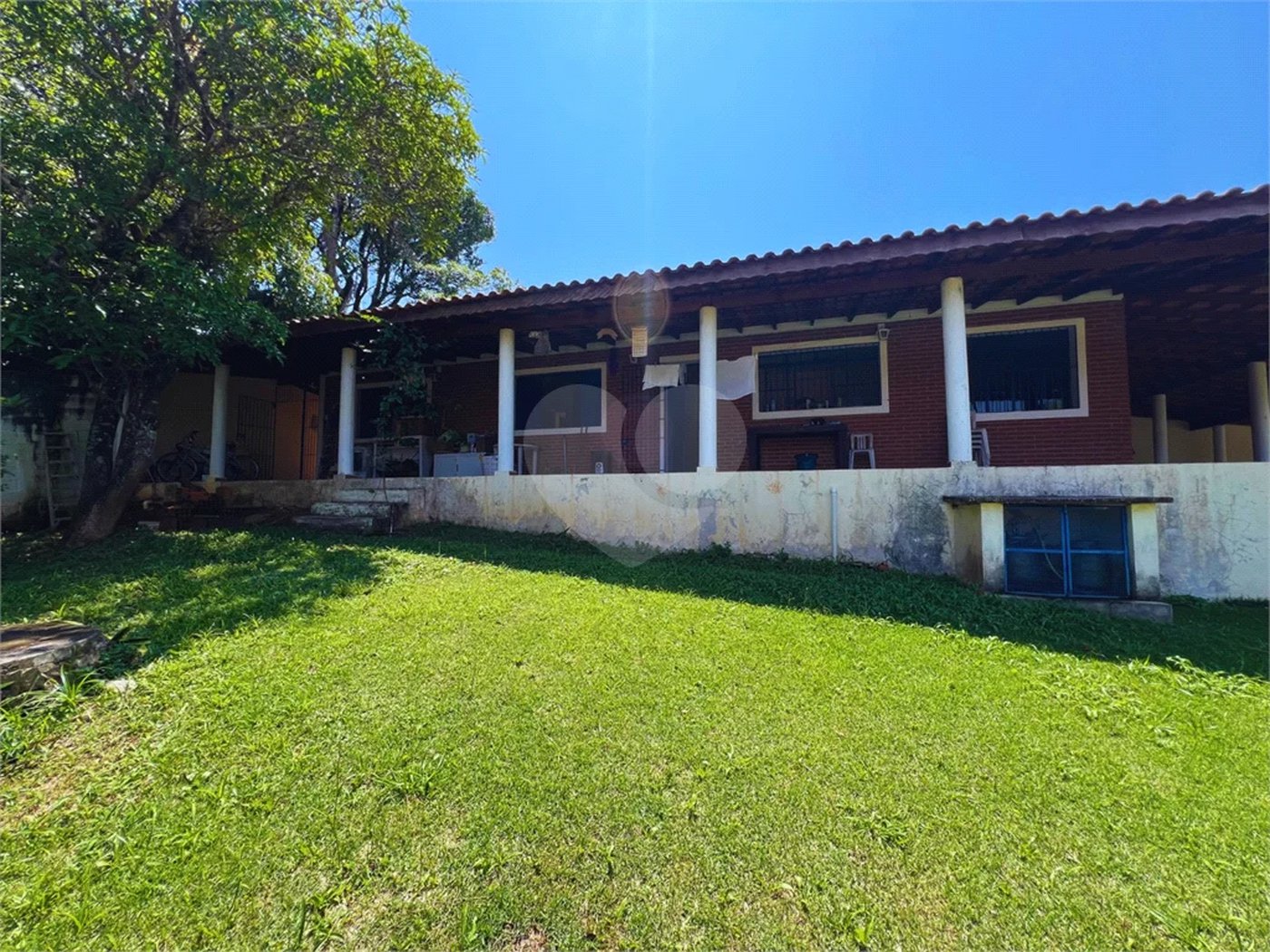 Chácara à venda com 3 quartos, sendo 1 suíte, em Chácara Companheiros, Jundiaí, SP