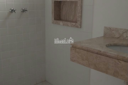 Casa à venda com 3 quartos, sendo 2 suítes, em Jardim do Lago, Atibaia, SP