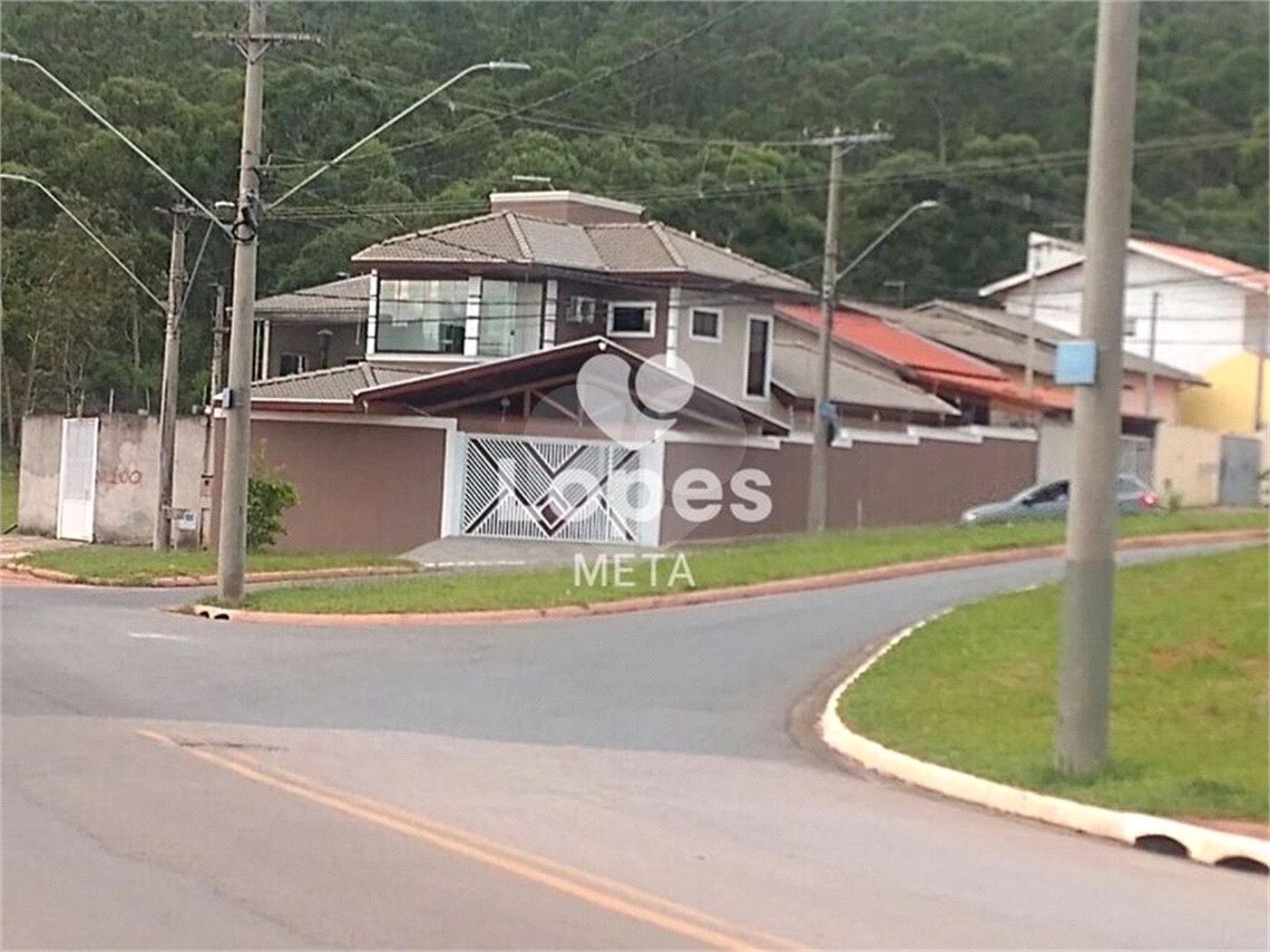 Casa à venda com 3 quartos, sendo 2 suítes, em Jardim Santa Júlia, São José dos Campos, SP