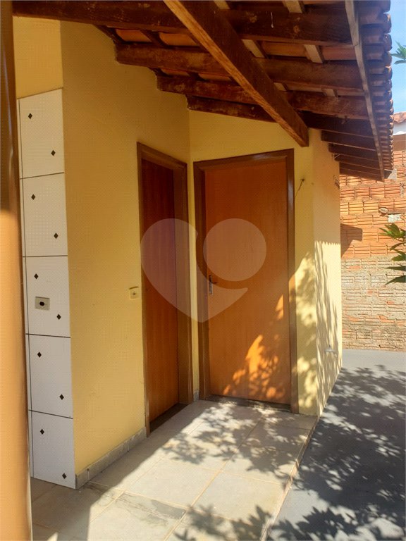 Casa à venda com 3 quartos em Parque São Carlos, Três Lagoas, MS