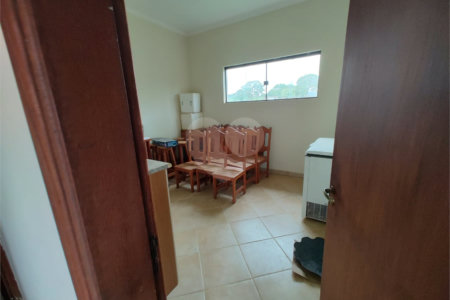 Chácara à venda com 3 quartos, sendo 1 suíte, em Bairro do Machadinho, Angatuba, SP