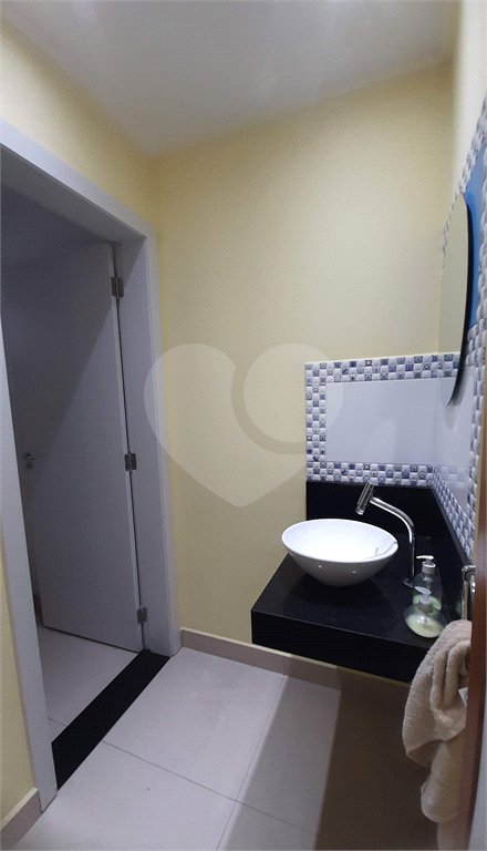 Casa à venda com 4 quartos, sendo 2 suítes, em Jardim Prudência, São Paulo, SP