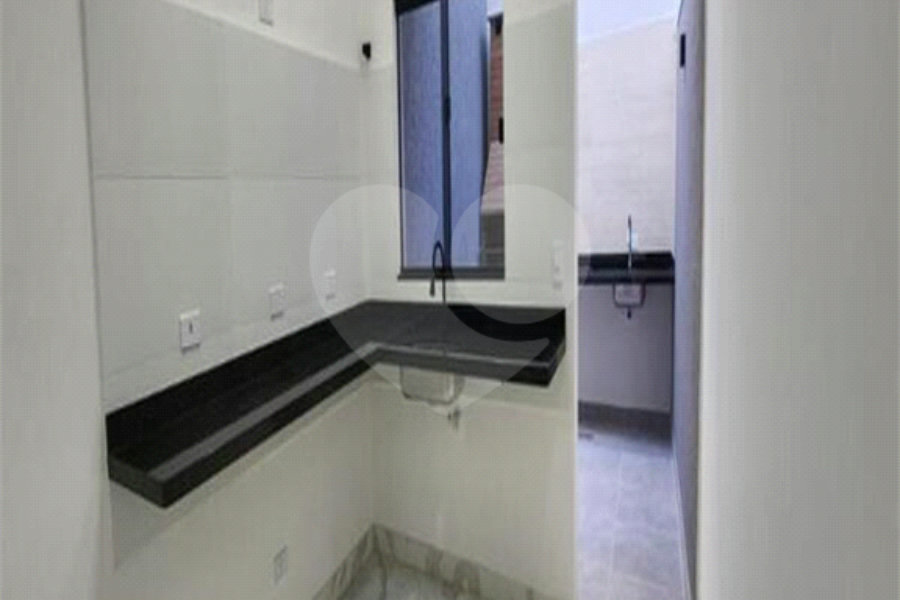 Casa à venda com 1 quarto, sendo 2 suítes, no condomínio Residencial Oliveira, São Paulo - SP