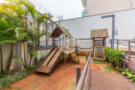 Apartamento à venda com 4 quartos, sendo 3 suítes, em Vila Gumercindo, São Paulo, SP