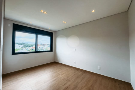 Casa à venda com 4 suítes no condomínio Villa dos Pinheiros, Indaiatuba - SP