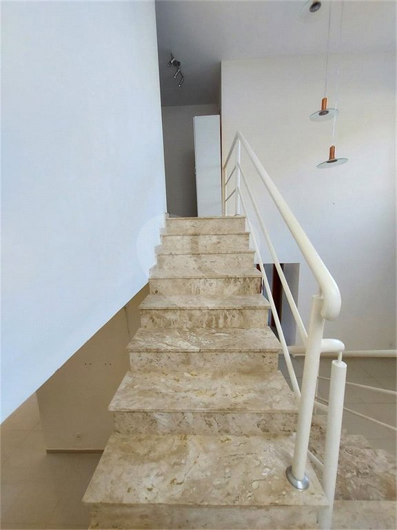 Casa à venda com 3 suítes no condomínio Villaggio Di Napoli Valinhos, Valinhos - SP