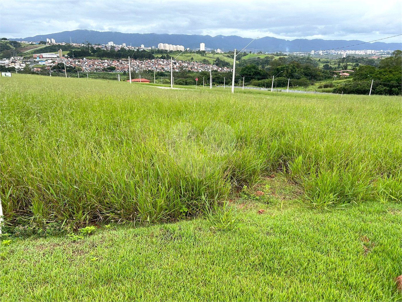 Terreno à venda no condomínio Real Park 2, Mogi das Cruzes - SP