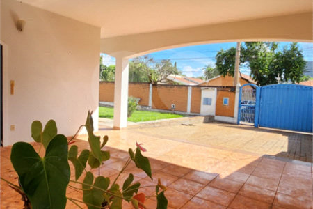 Casa à venda com 4 suítes em Vila Harmonia, Araraquara, SP