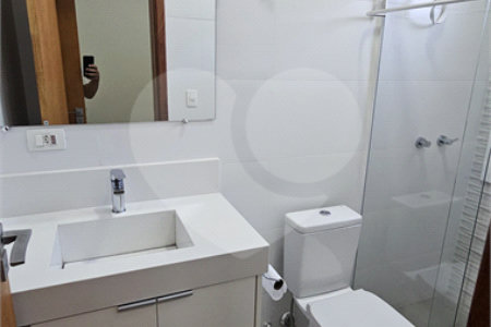 Casa para alugar com 3 suítes no condomínio Dona Lucila, Indaiatuba - SP