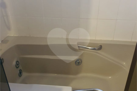 Chácara à venda com 4 quartos, sendo 2 suítes, em Vale dos Pinheiros, Atibaia, SP