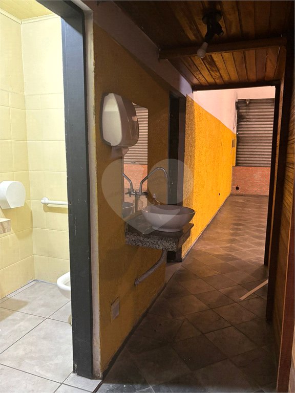 Salão para alugar em Vila Monteiro, Poá, SP